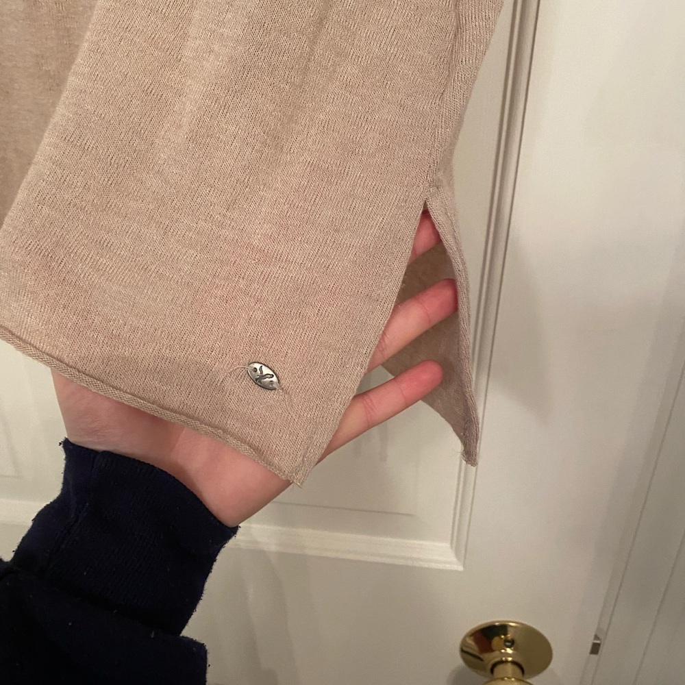 American eagle top - Picture 2 of 6